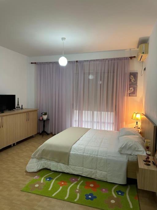 Studio Of Shpresa Vlorë 외부 사진
